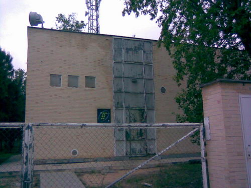 Antena de telefonia m&ograve;bil de Telef&oacute;nica a Gav&agrave; Mar (ubicada en la banda muntanya de l'autovia de Castelldefels, a prop de l'avinguda del mar)