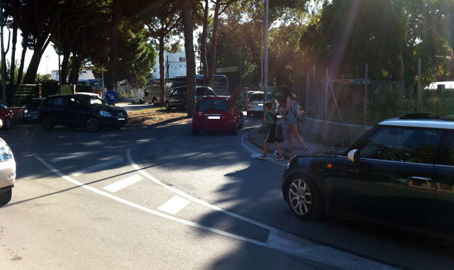 Problemes de mobilitat a l'entorn del Cam� de la Pava de Gav� Mar (16 Setembre 2011)