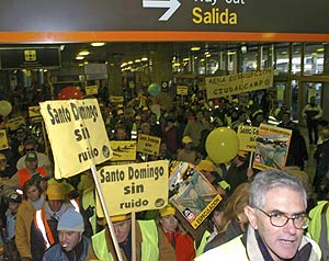 Manifestaci&oacute; a Barajas (28 de gener de 2006)