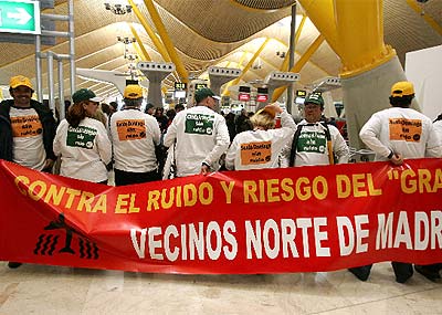 Ve&iuml;ns del Nord de Madrid a la nova terminal T4 de Madrid-Barajas